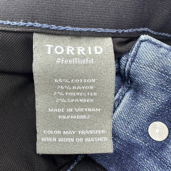 Torrid Bombshell Straight Jeans 26R - Picture 6 of 7
